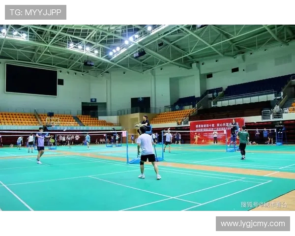 周强独家分享羽毛球技巧与心得助你提升球技的秘诀与经验